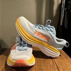 HOKA BONDI 8